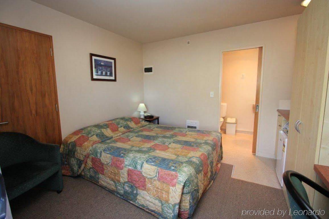 Bella Vista Motel Dunedin Room photo